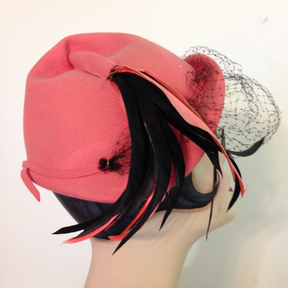 Lady\'s Vintage Glenover, Henry Pollack Hat. Company, New York